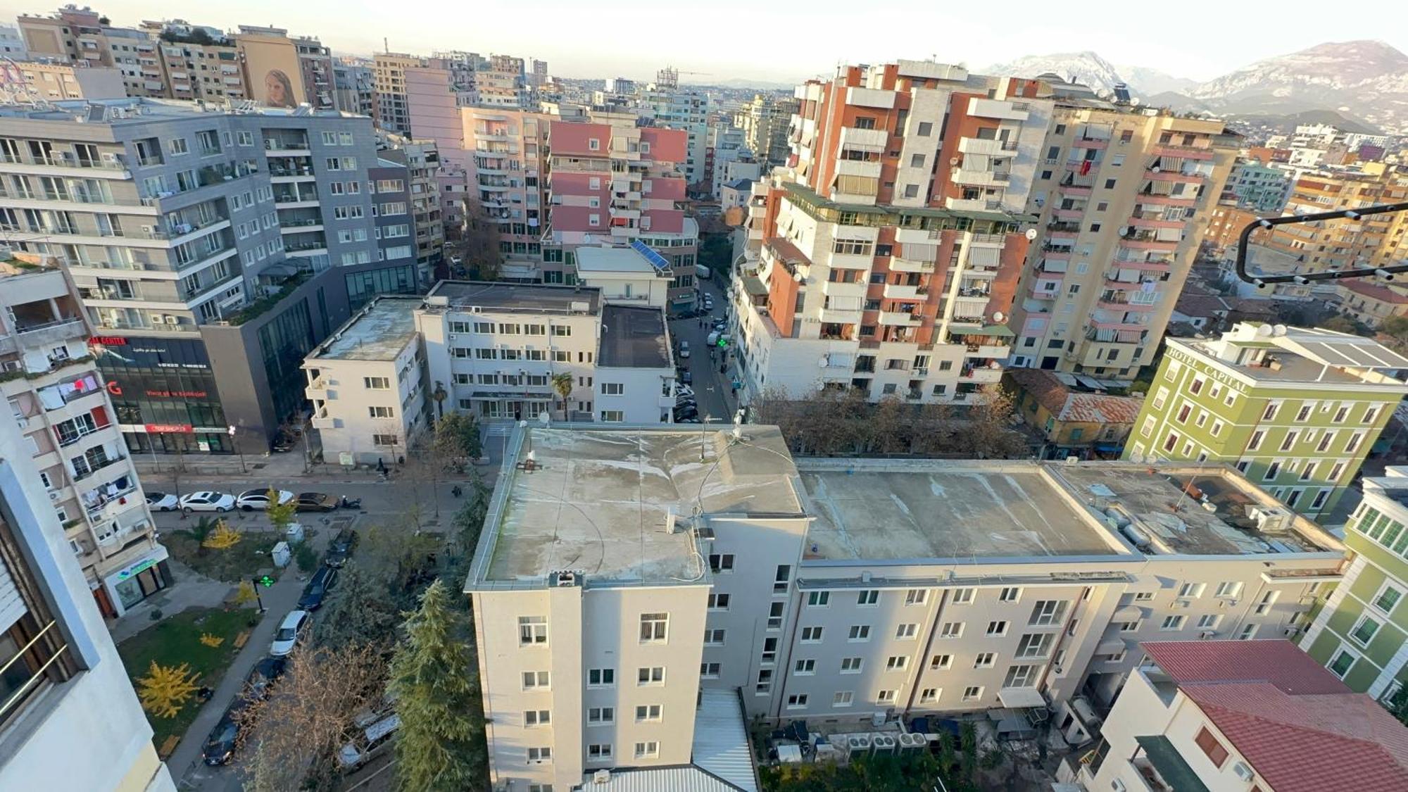 Square Inn Tirana Exterior foto